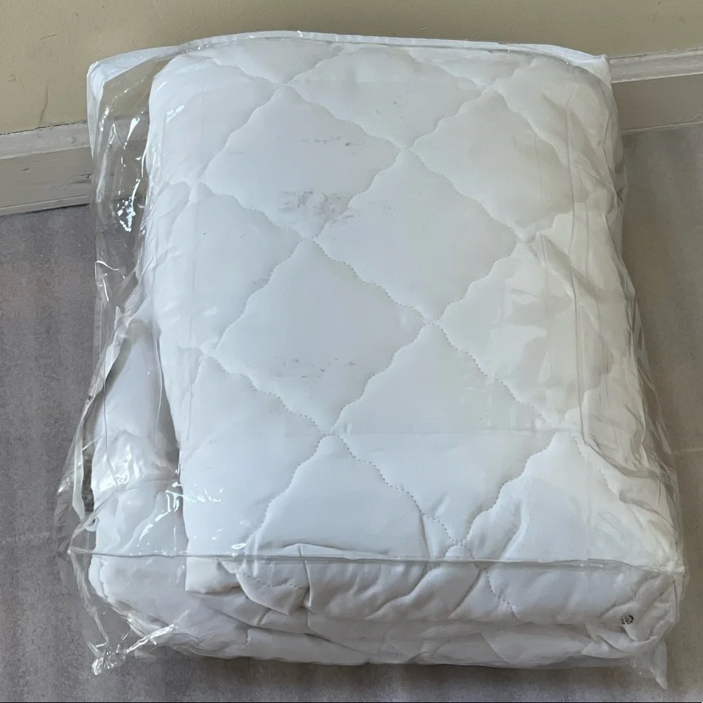 Tommy Bahama waterproof silver